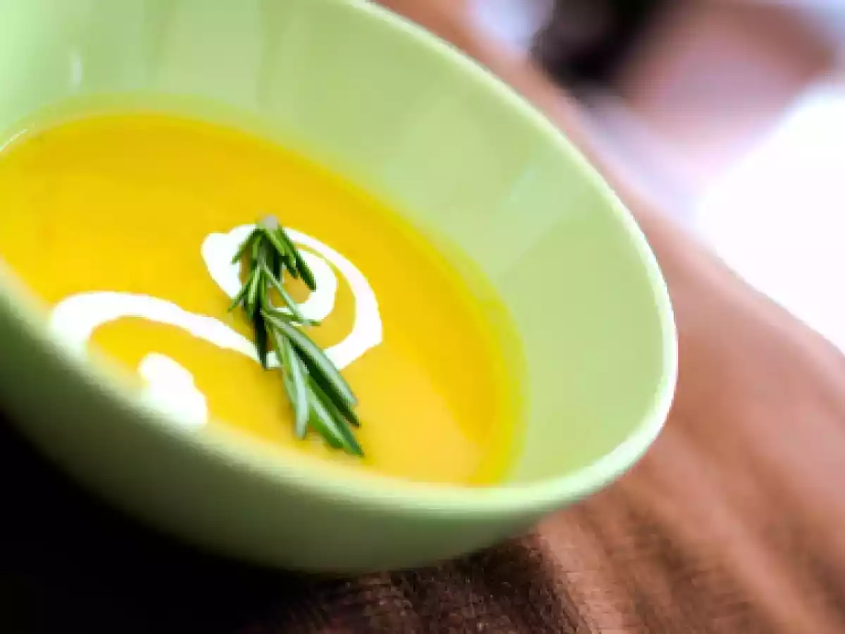 Velouté de courge musquée aux poires et au sirop d'érable