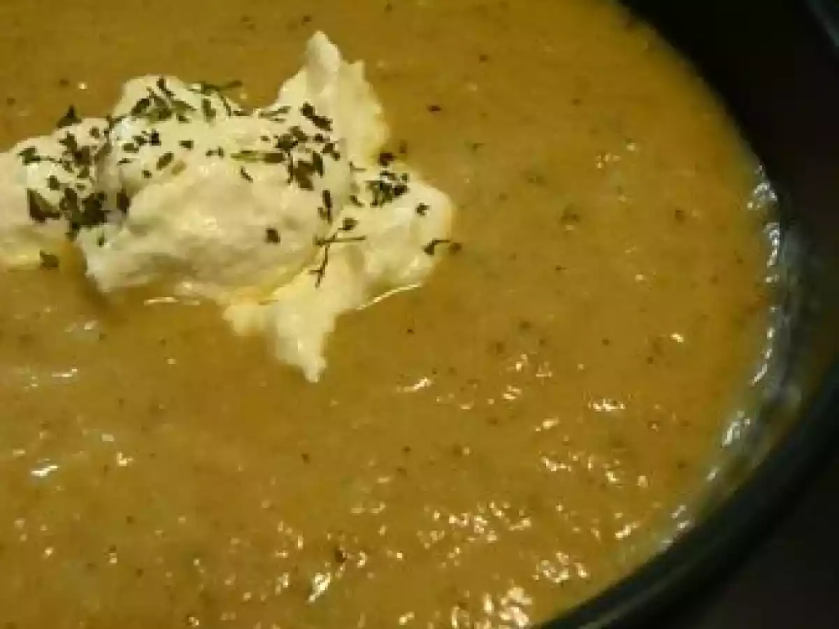 Velouté de courgettes à la ricotta