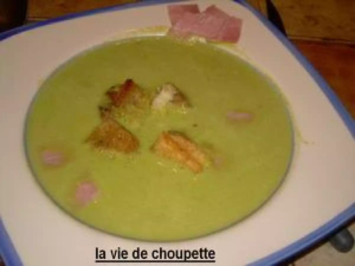 Velouté de petits pois au jambon