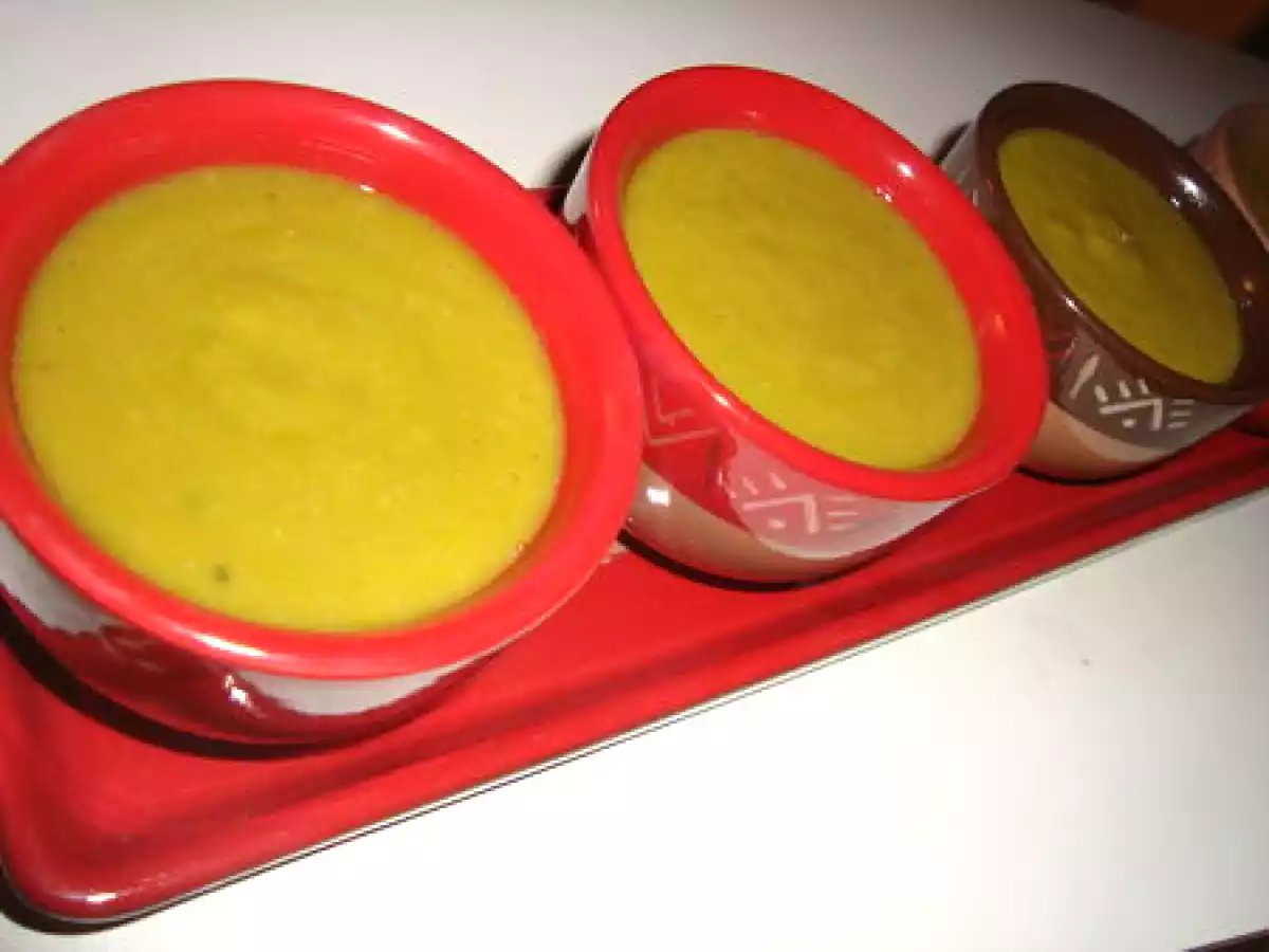 Velouté de petits pois parfumé au curry, quenelle ricotta-roquefort - photo 2