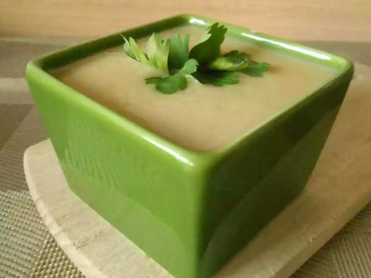 VELOUTÉ DE POIREAUX & POMMES DE TERRE