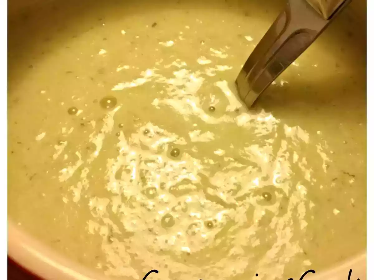 Velouté de poireaux - pommes de terre et persil