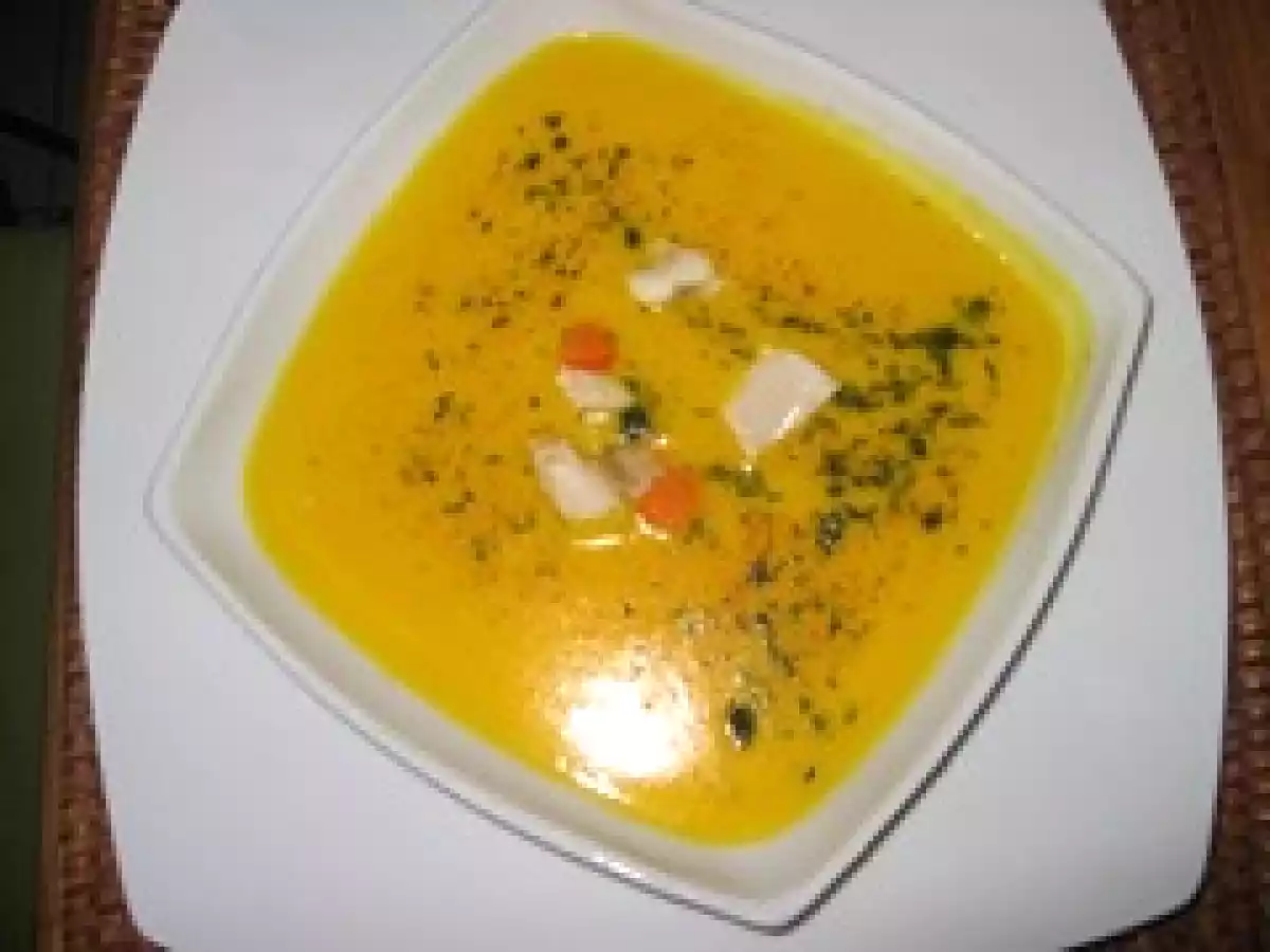 VELOUTE DE POTIMARRON AUX SAINT-JACQUES
