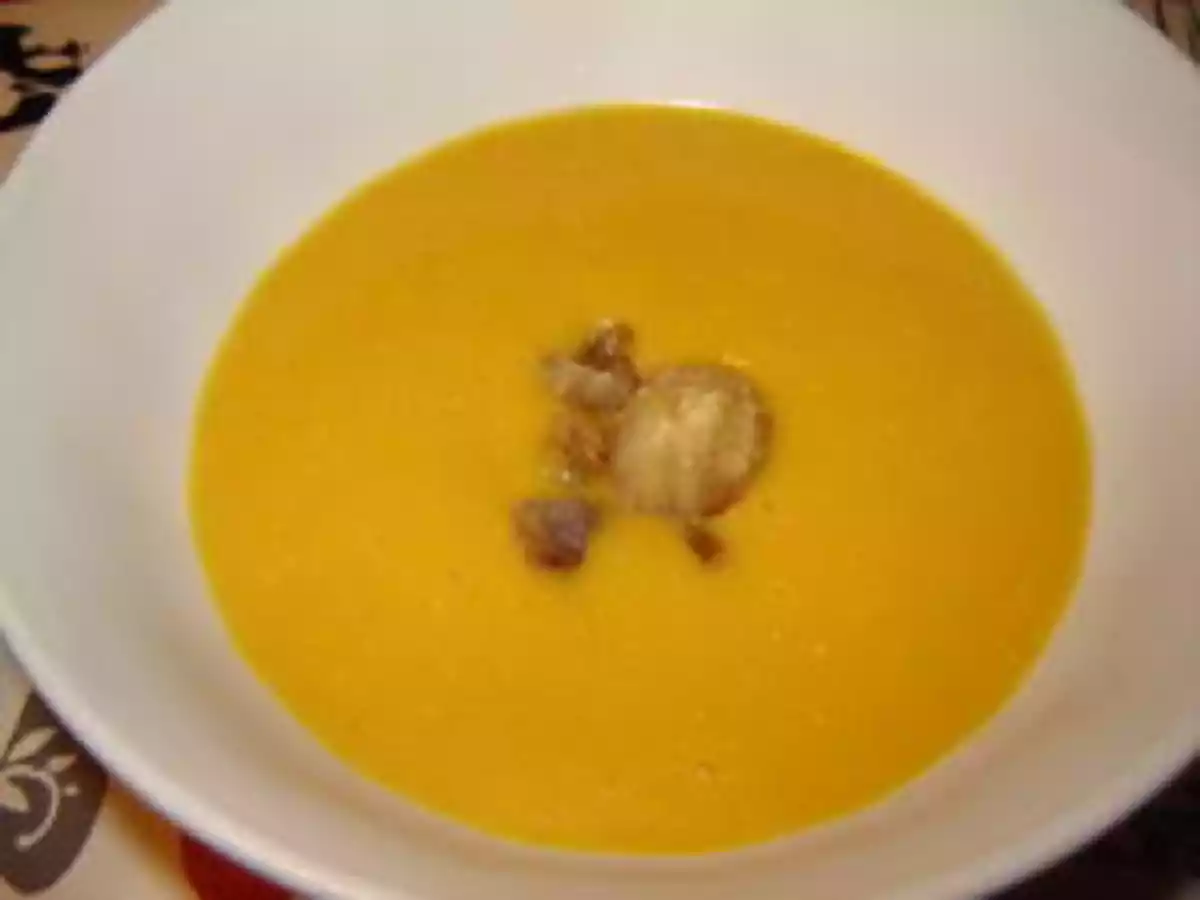 Velouté de potiron aux châtaignes caramélisées du Tabl'o Gourmand