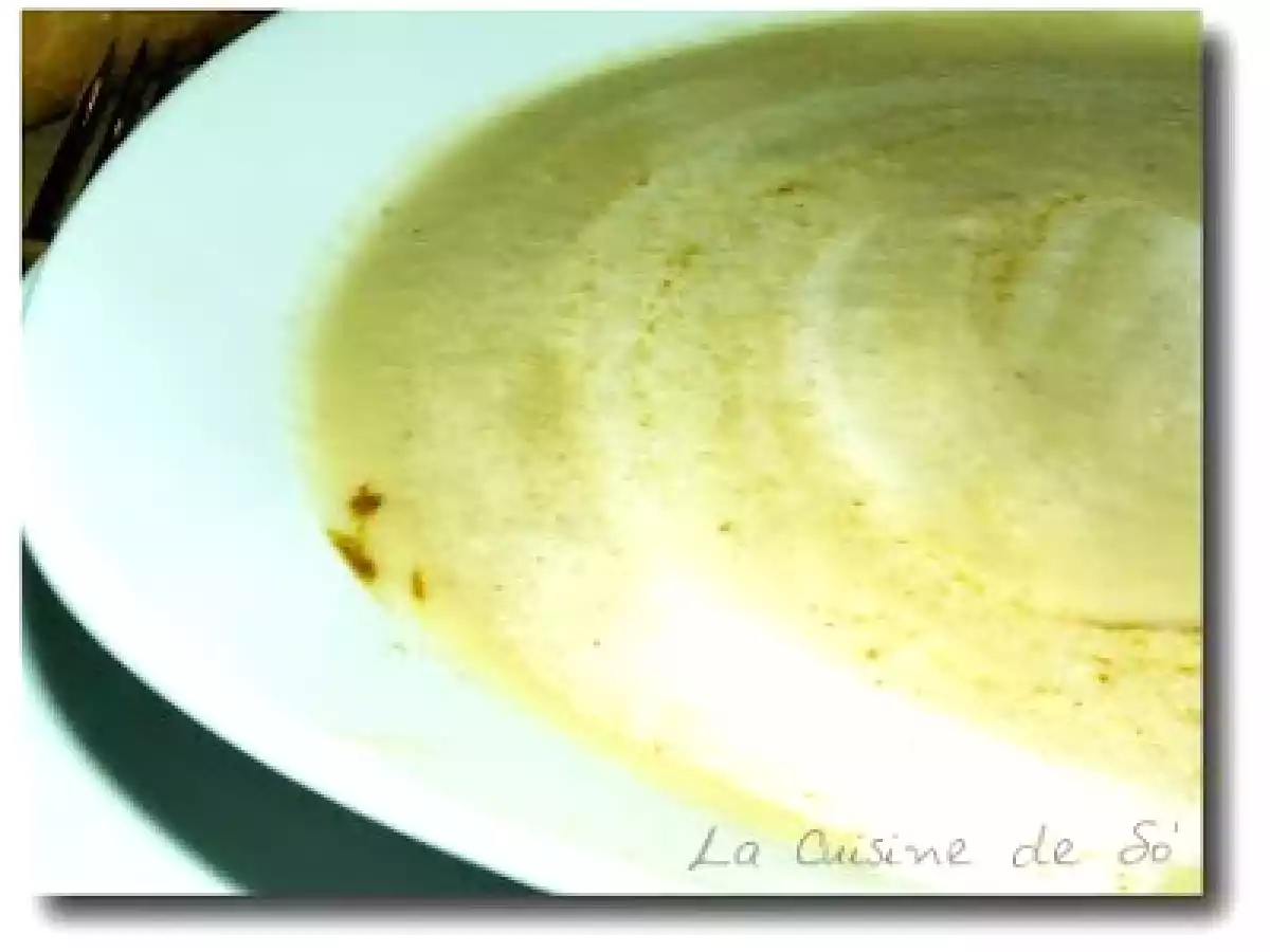 Velouté de topinambour au miel et au curry