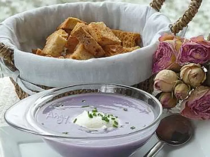 velouté de vitelottes pommes de terre violettes, photo 1