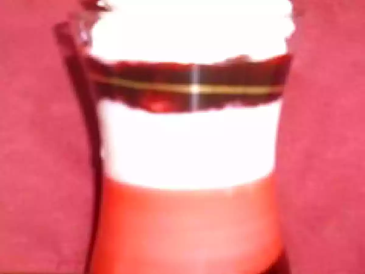 Verrine au coulis de fruits rouges