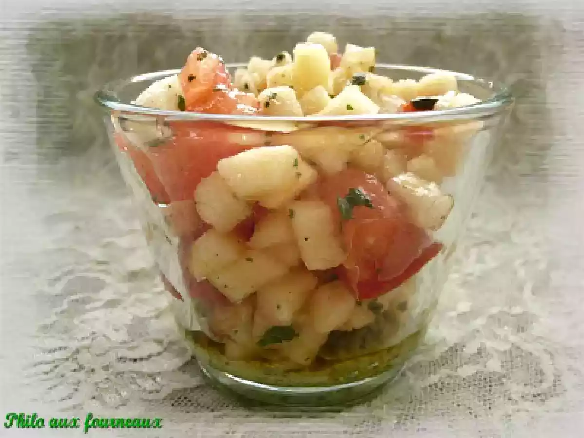 Verrine au pesto, à la tomate & à la pomme