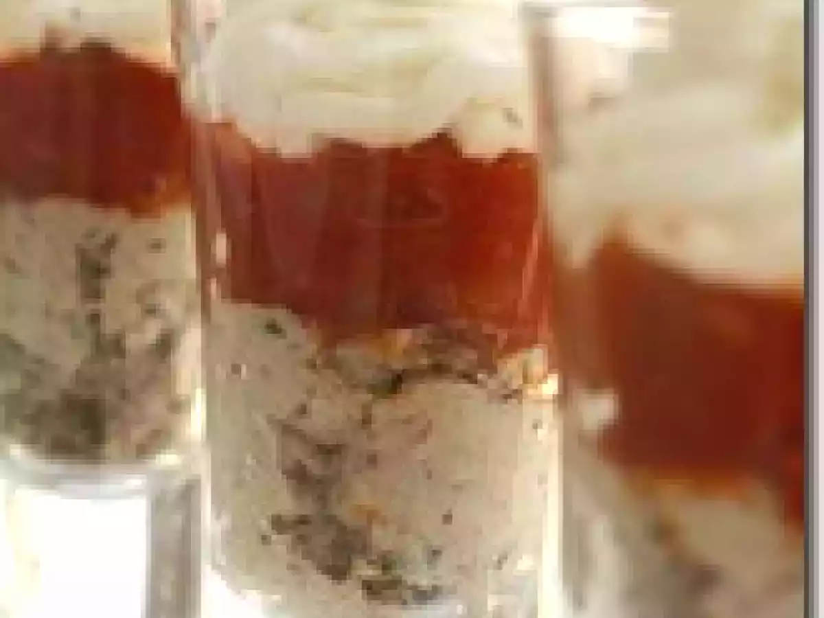 Verrine aux Rillettes de Sardine, Fondue de Tomate et Chantilly au Citron