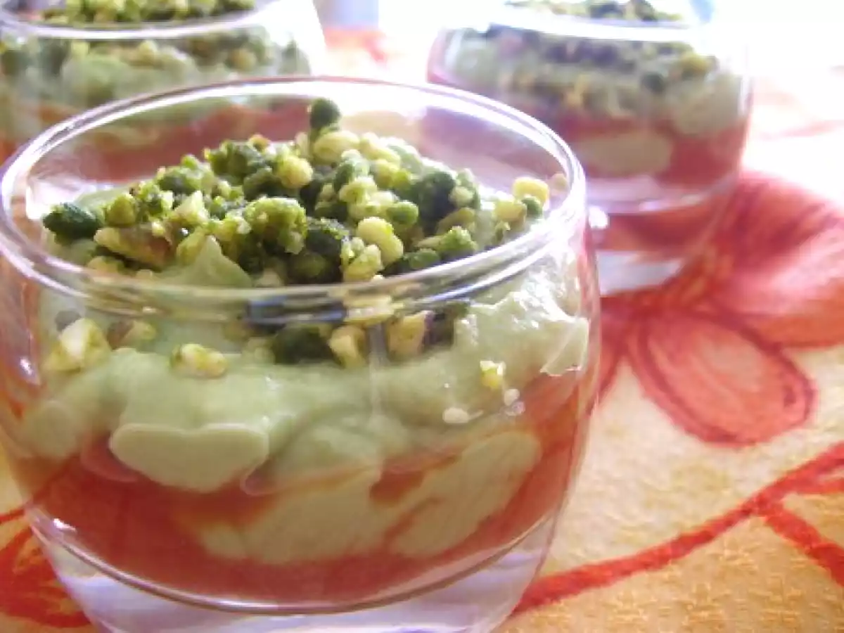 Verrine aux trois saveurs... avocat, tomate et brebis