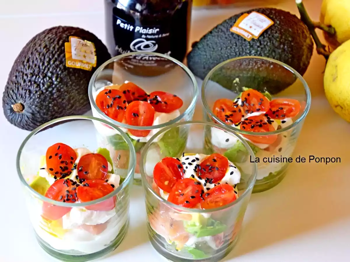 Verrine avocat Petit Plaisir, saumon fumé et tomate