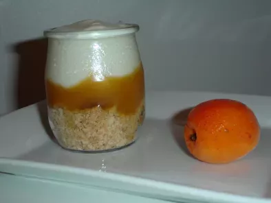 Verrine blanche à l'abricot