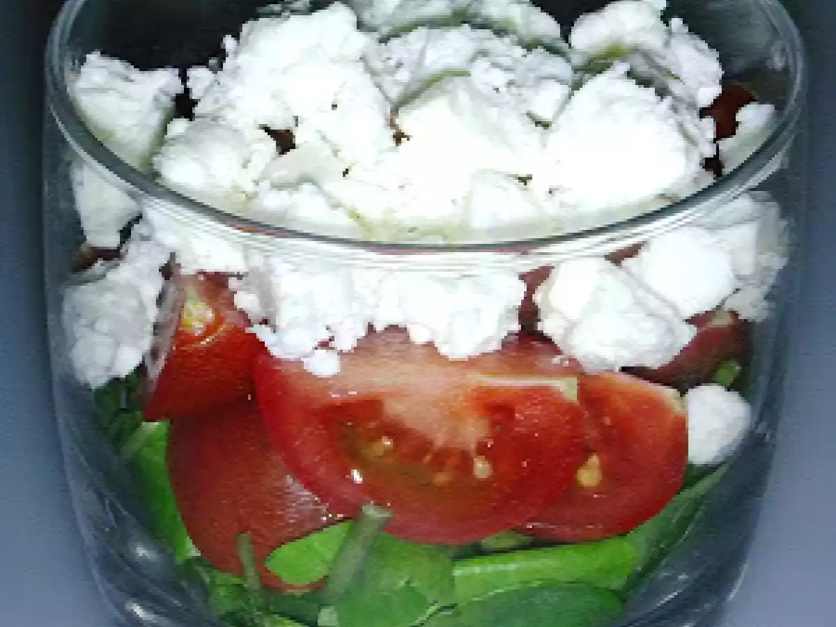 Verrine cresson, féta et tomate cerise