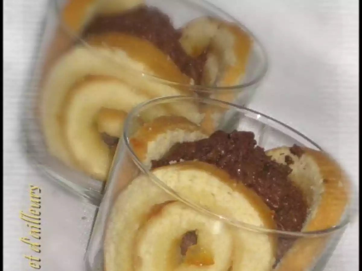 Verrine de bûche de Noël à l'orange, et mousse chocolat