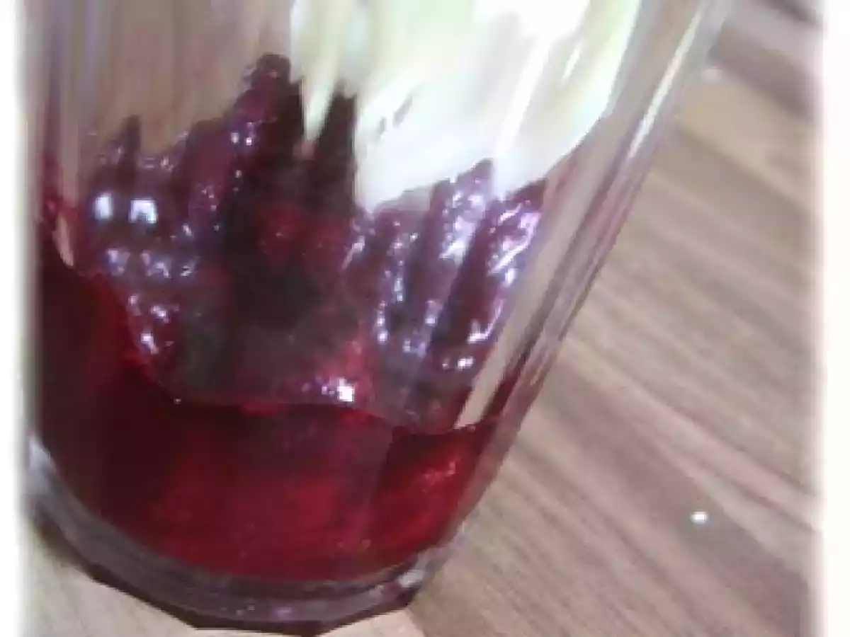 Verrine de Chutney de cerises à l' Ossau Iraty