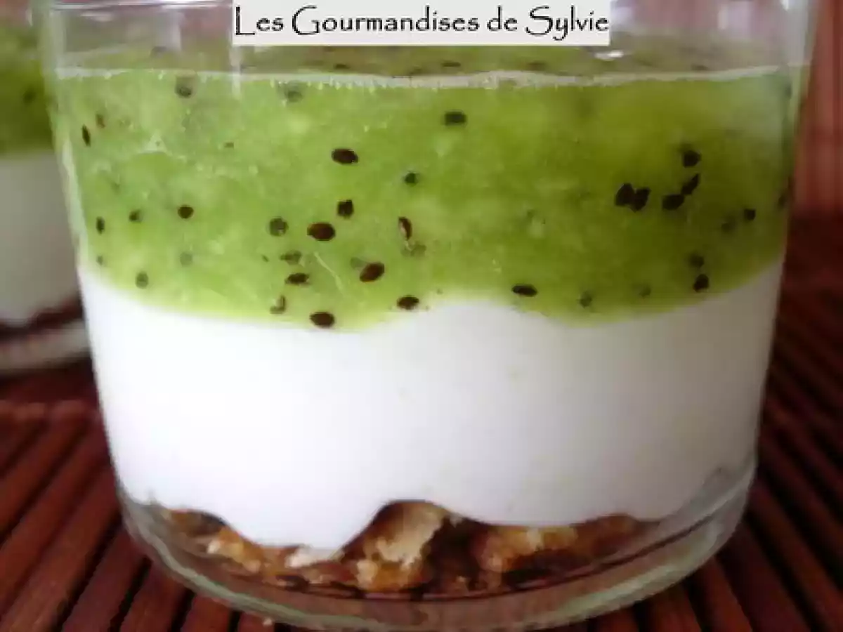 Verrine de Crème d'Amande au Kiwi