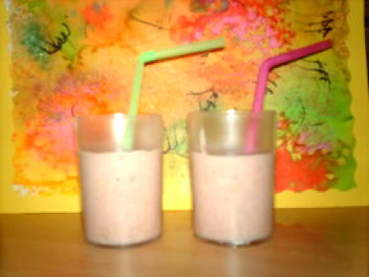 VERRINE DE GASPACHO CONCOMBRE ET FRAISES