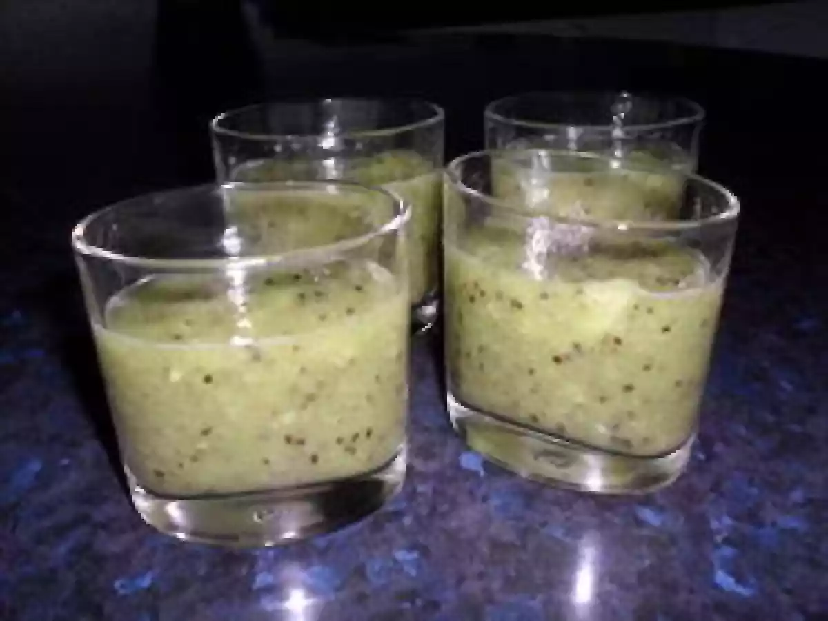 VERRINE DE KIWI AU CHOCOLAT BLANC - photo 2