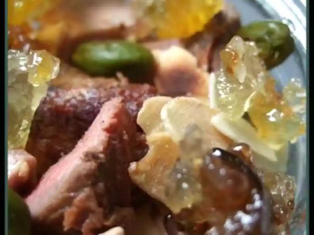 Verrine de magrets de canard, foie gras, amandes, pistaches et fruits confits.. - photo 2