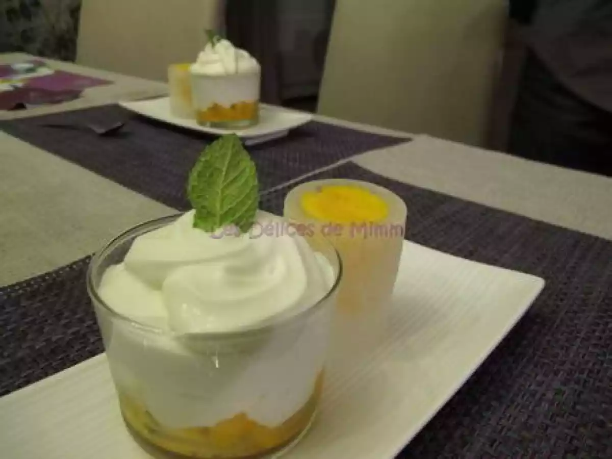 Verrine de mangue, espuma Pina Colada, coulis de fruits de la passion - photo 2