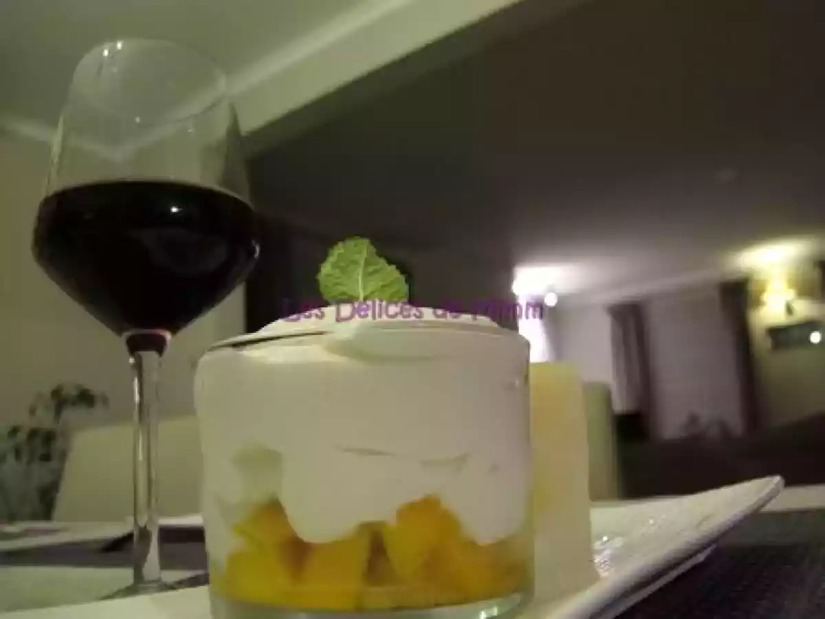 Verrine de mangue, espuma Pina Colada, coulis de fruits de la passion - photo 3