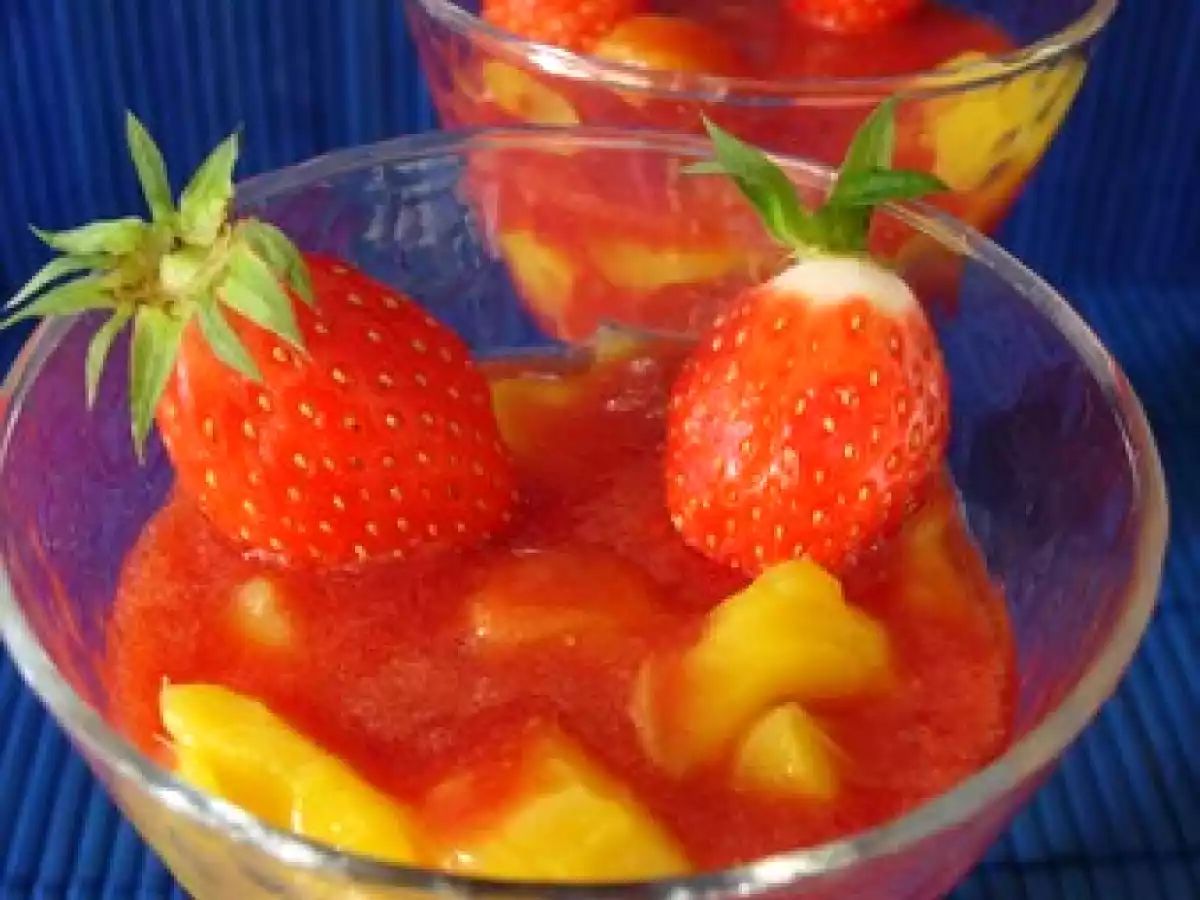 Verrine de Mangues au Coulis de Fraise - photo 2