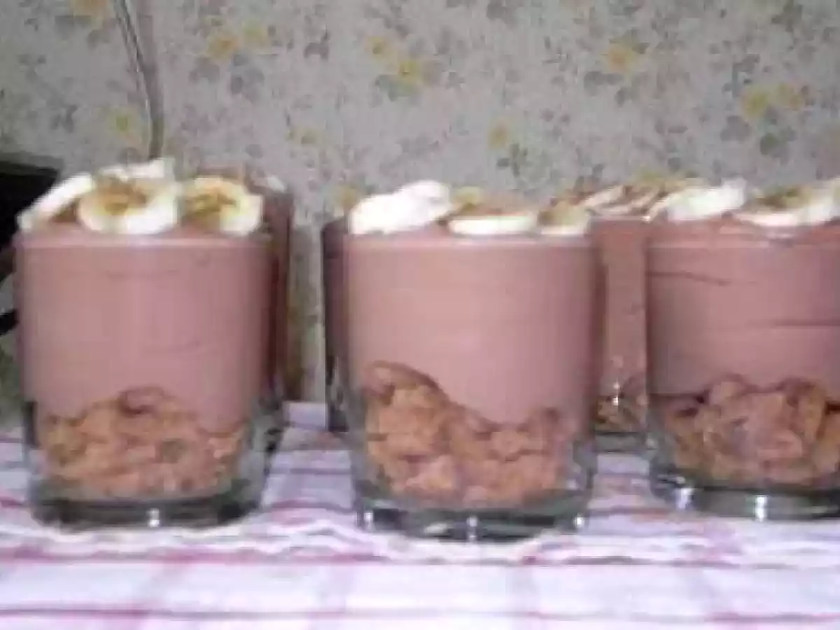 Verrine de mousse marscarpone au chocolat, éclats de spéculoos - photo 2
