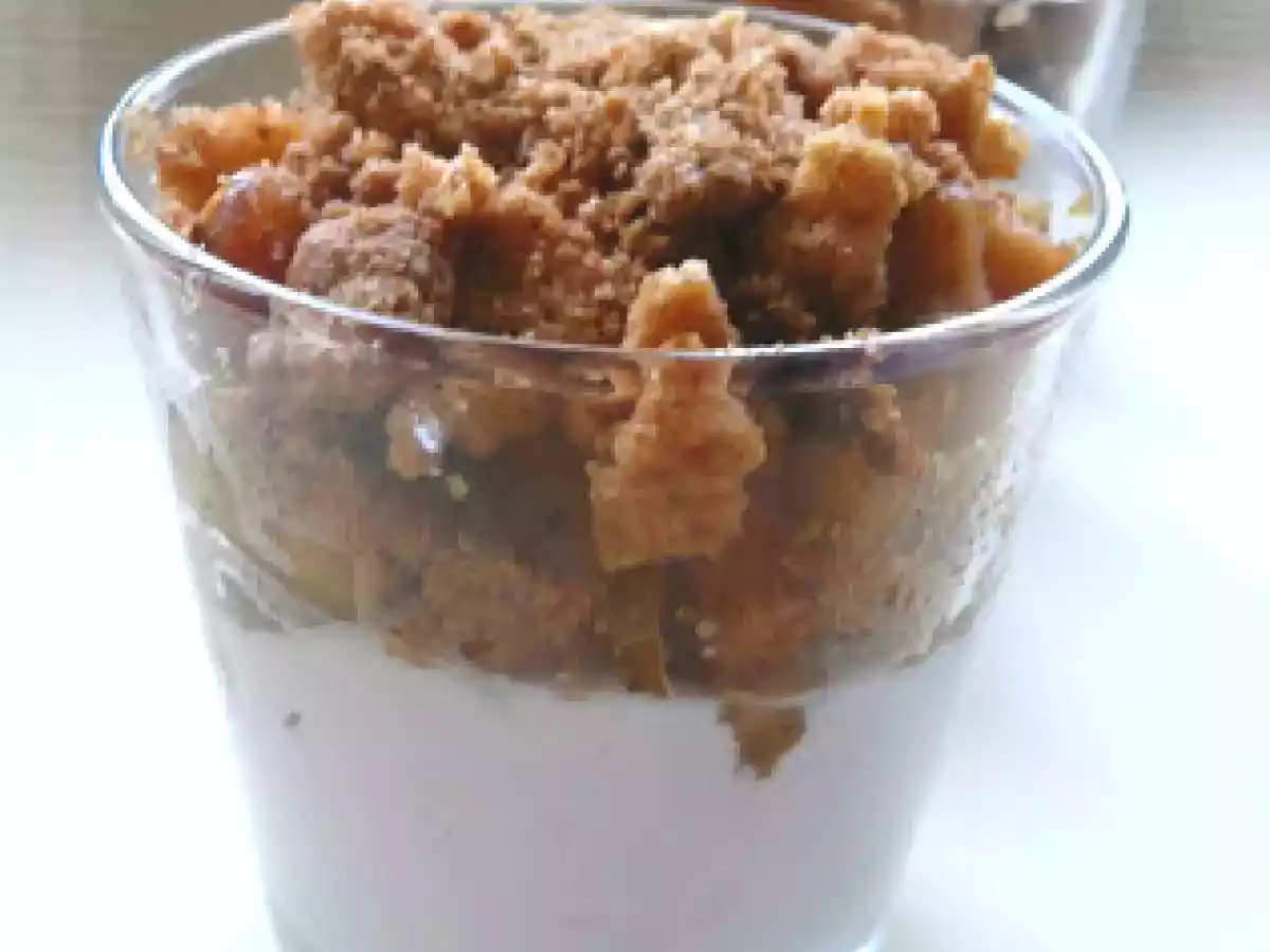 Verrine de pommes & coings confits au miel et aux 4 épices