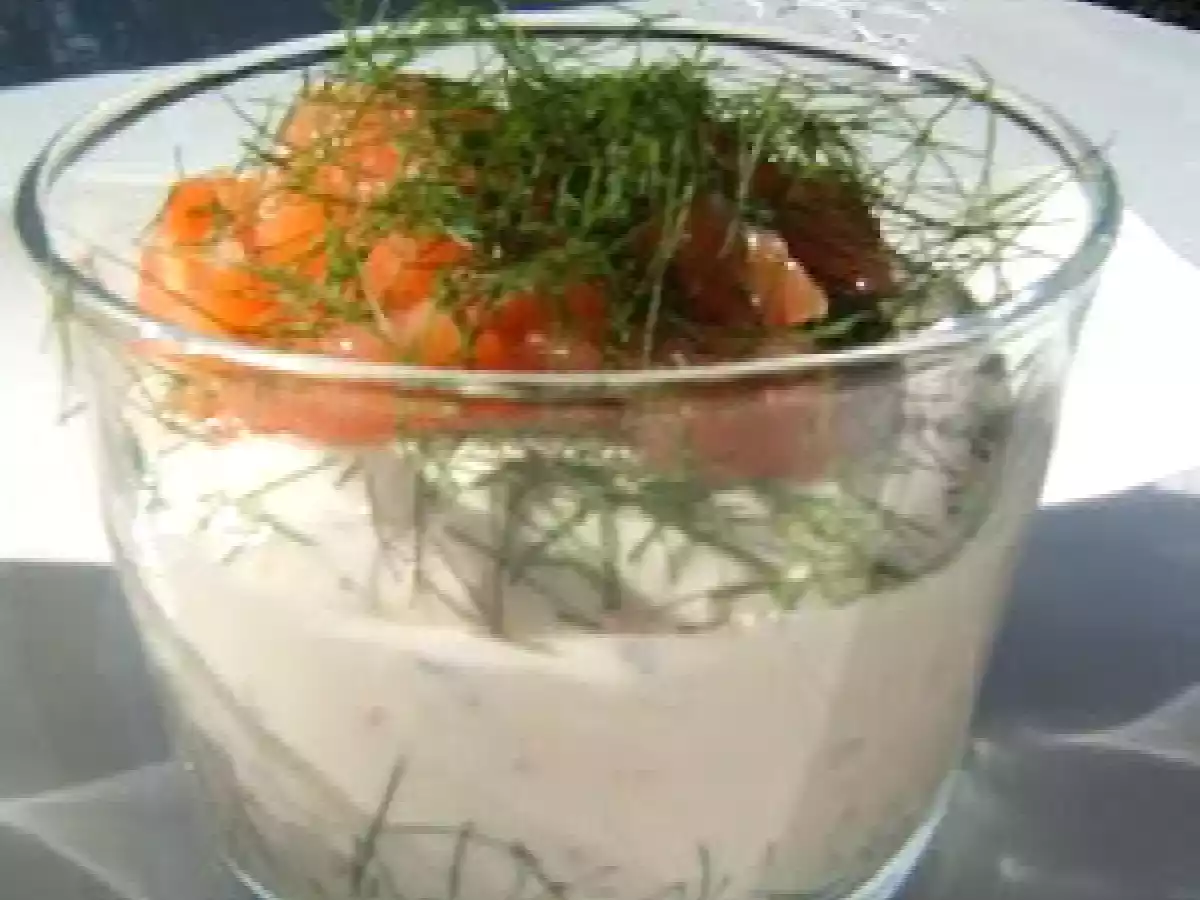 Verrine de saumé fumé sauce au raifort et ricotta