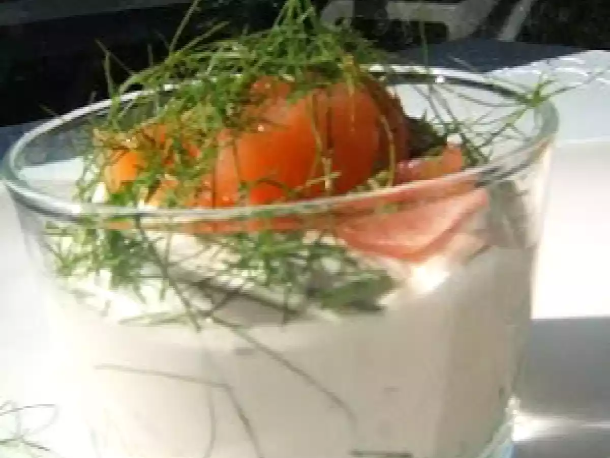 Verrine de saumé fumé sauce au raifort et ricotta - photo 3