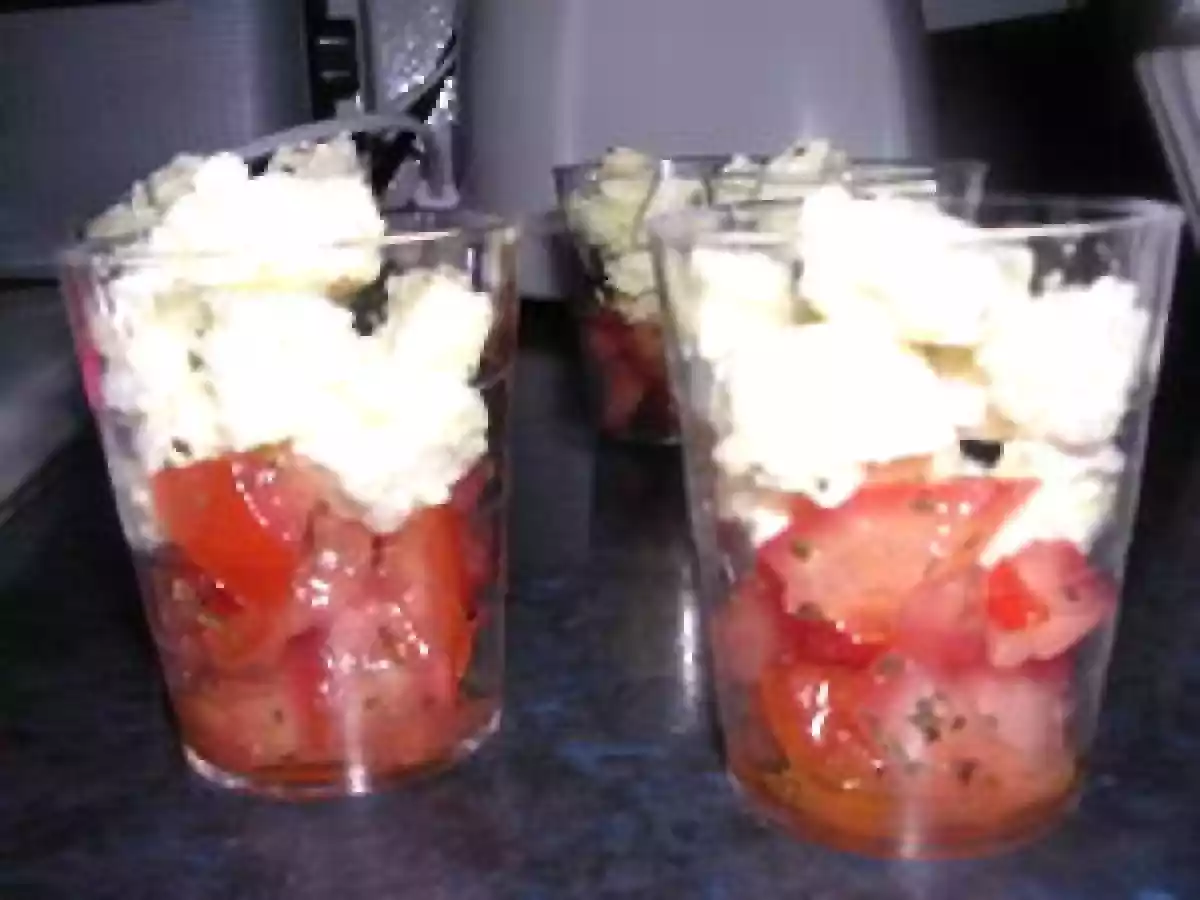 VERRINE FETA TOMATE