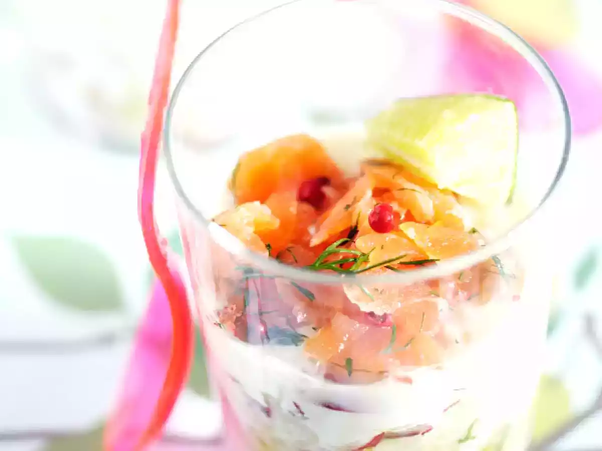 Verrine fraicheur: cucumber, yogurt and smoked salmon - photo 2