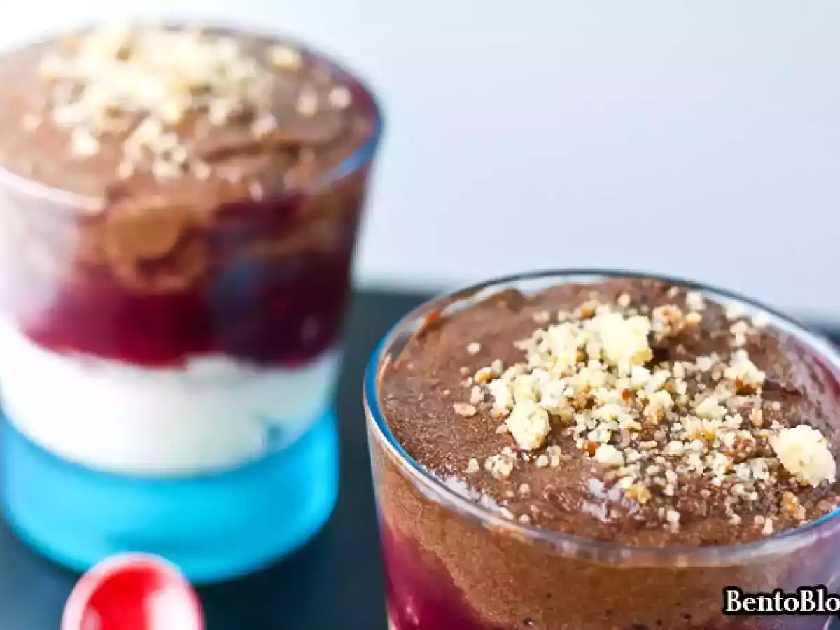 Verrine mousse au chocolat, crumble framboise et crème mascarpone - photo 3