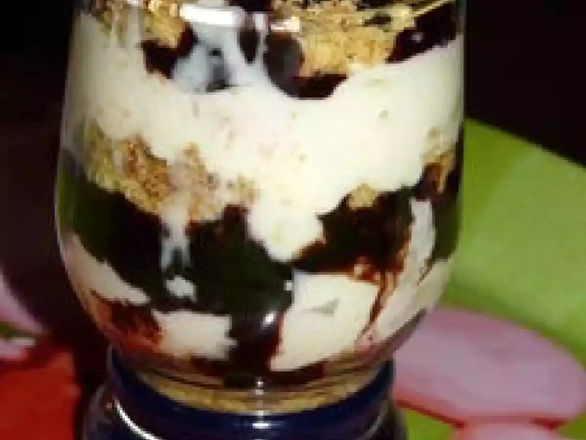 Verrines au chocolat, poires et péches