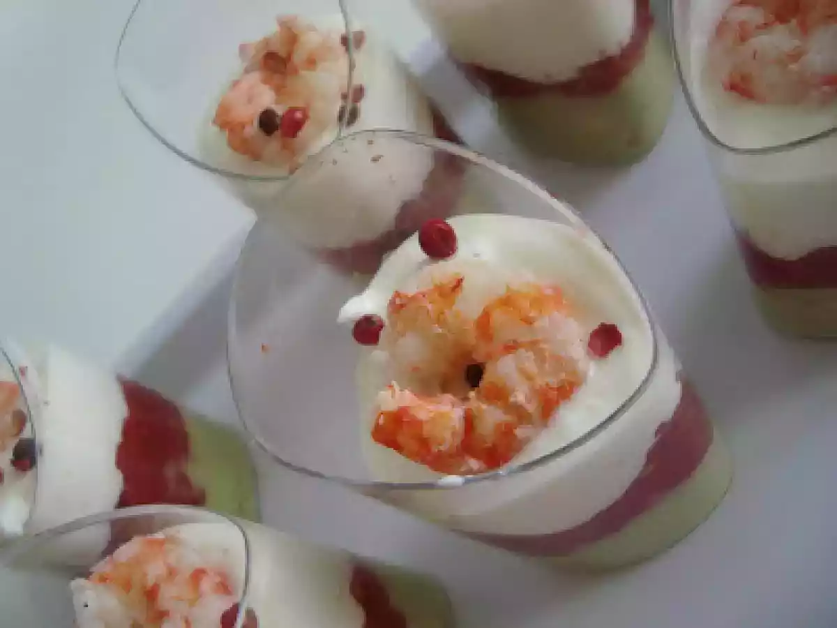 Verrines avocat-tomates-crème fouettée - photo 2