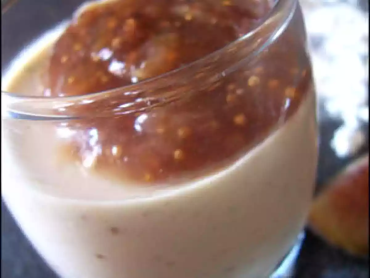**Verrines Crémeuses Et Coulis A La Figue**
