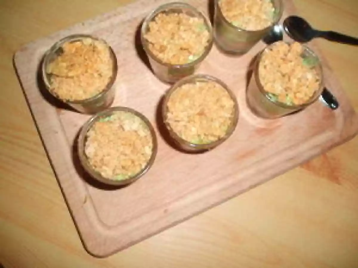 Verrines crevette, avocat, crumble épicé - photo 2