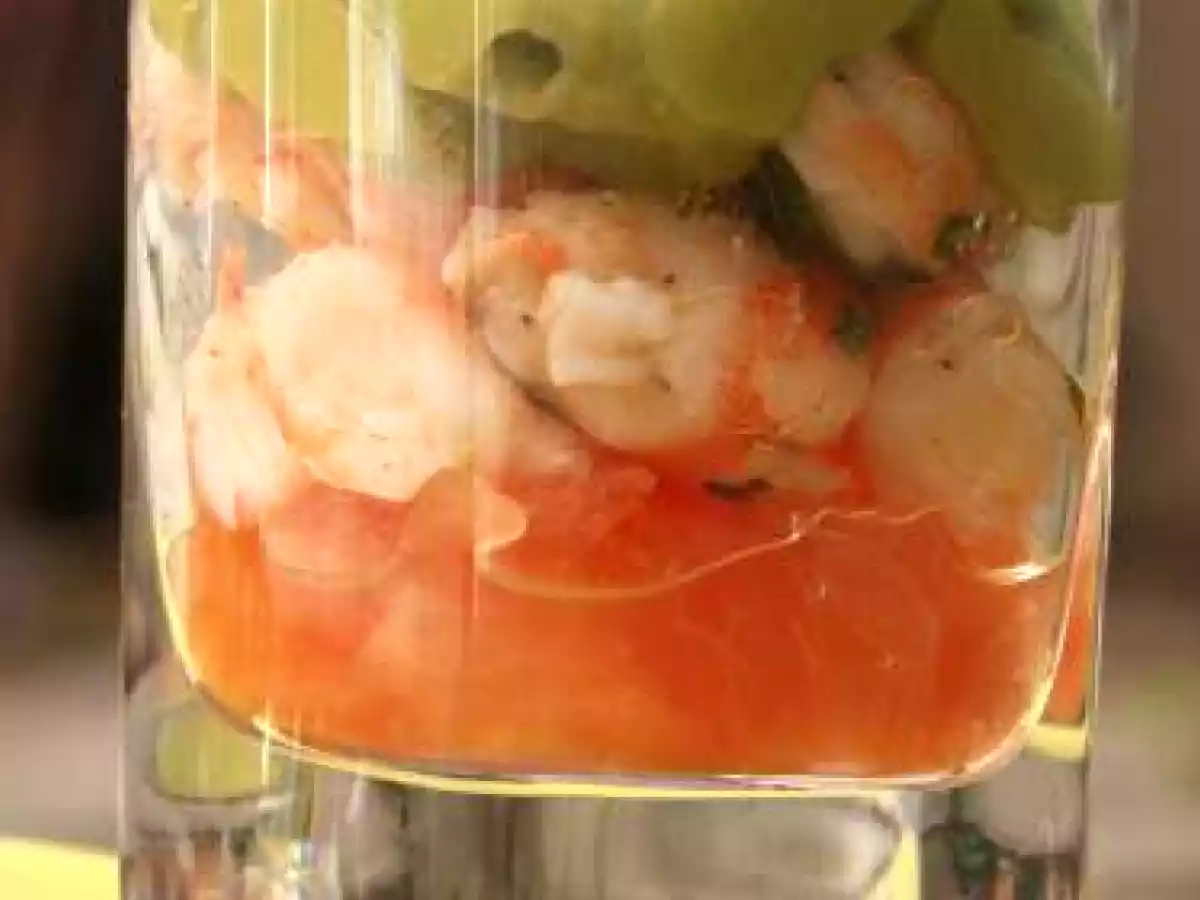 Verrines crevettes, pamplemousse et guacamole