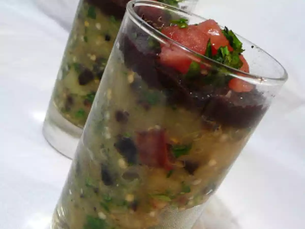 Verrines d'aubergine et tapenade.