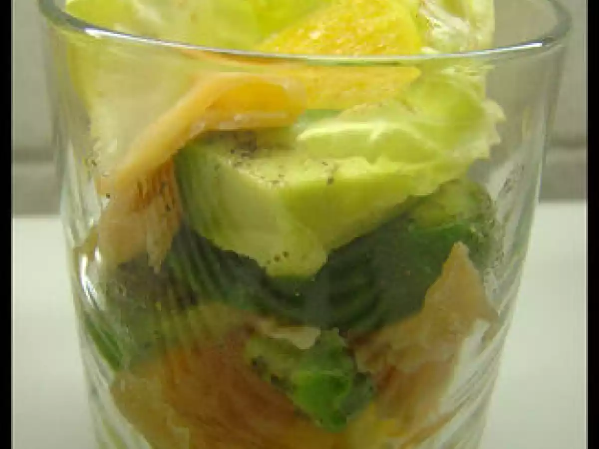 VERRINES D'AVOCAT & SAUMON FUME