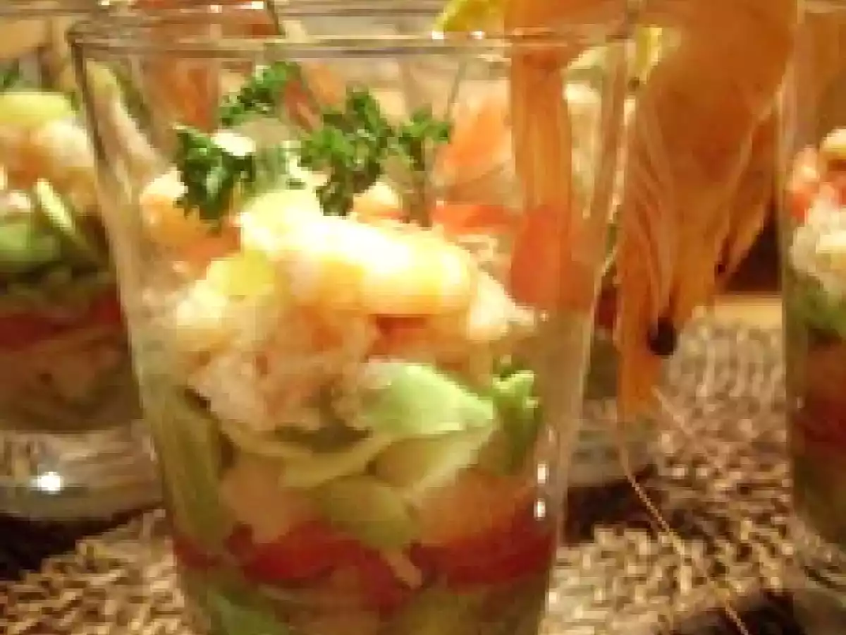 Verrines d'avocats - crabe et crevettes