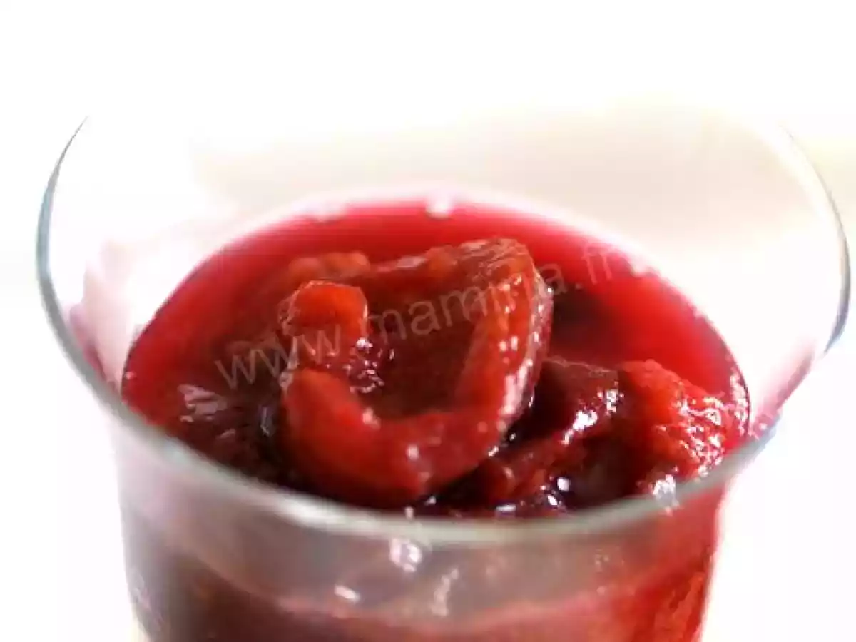 Verrines de compotée de quetsches et leur crème épicée - photo 2