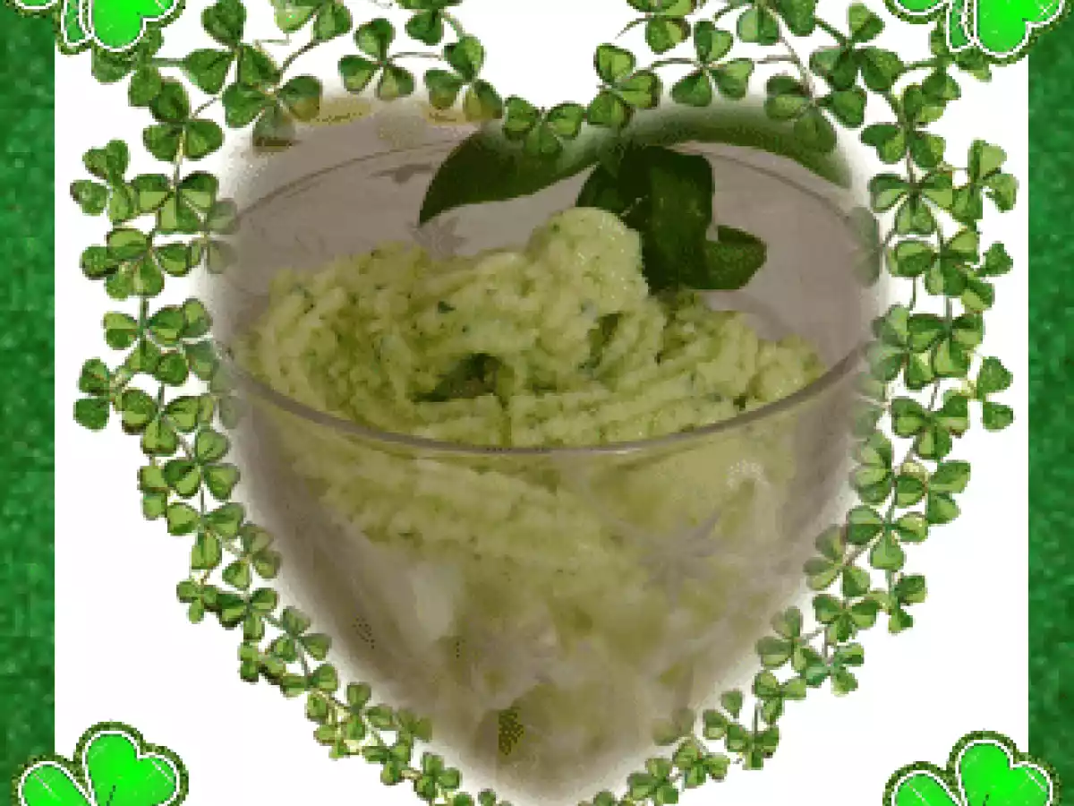 Verrines de concombre-chantilly féta