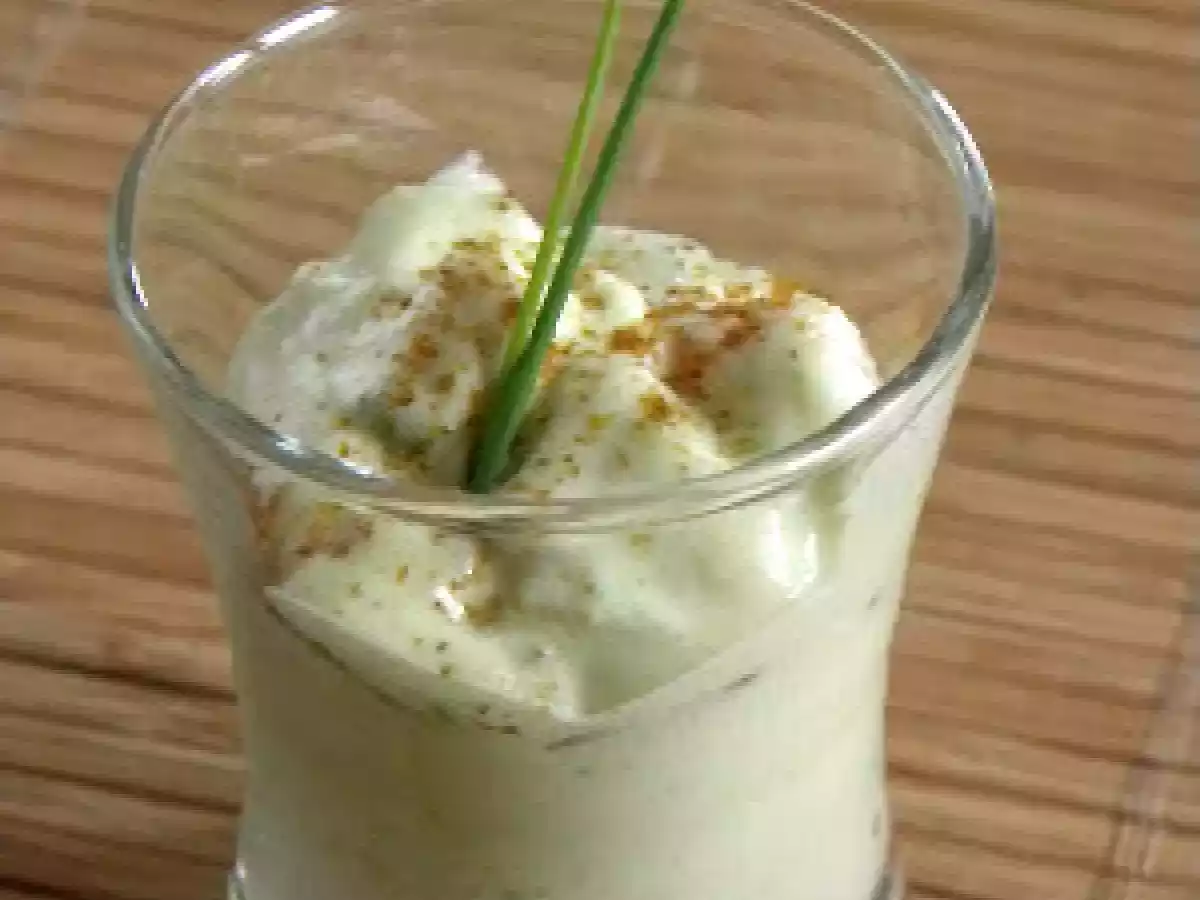 Verrines de crème d'avocat au mascarpone & paprika