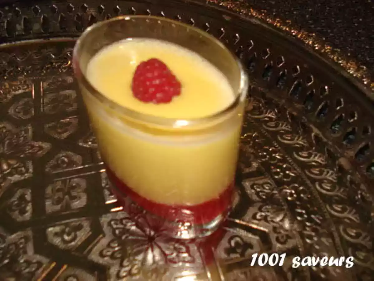 Verrines de framboises à la crème de nougat