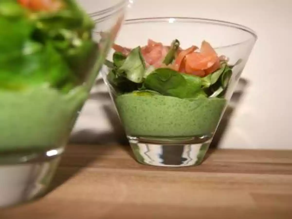 Verrines de mâche et de saumon fumé