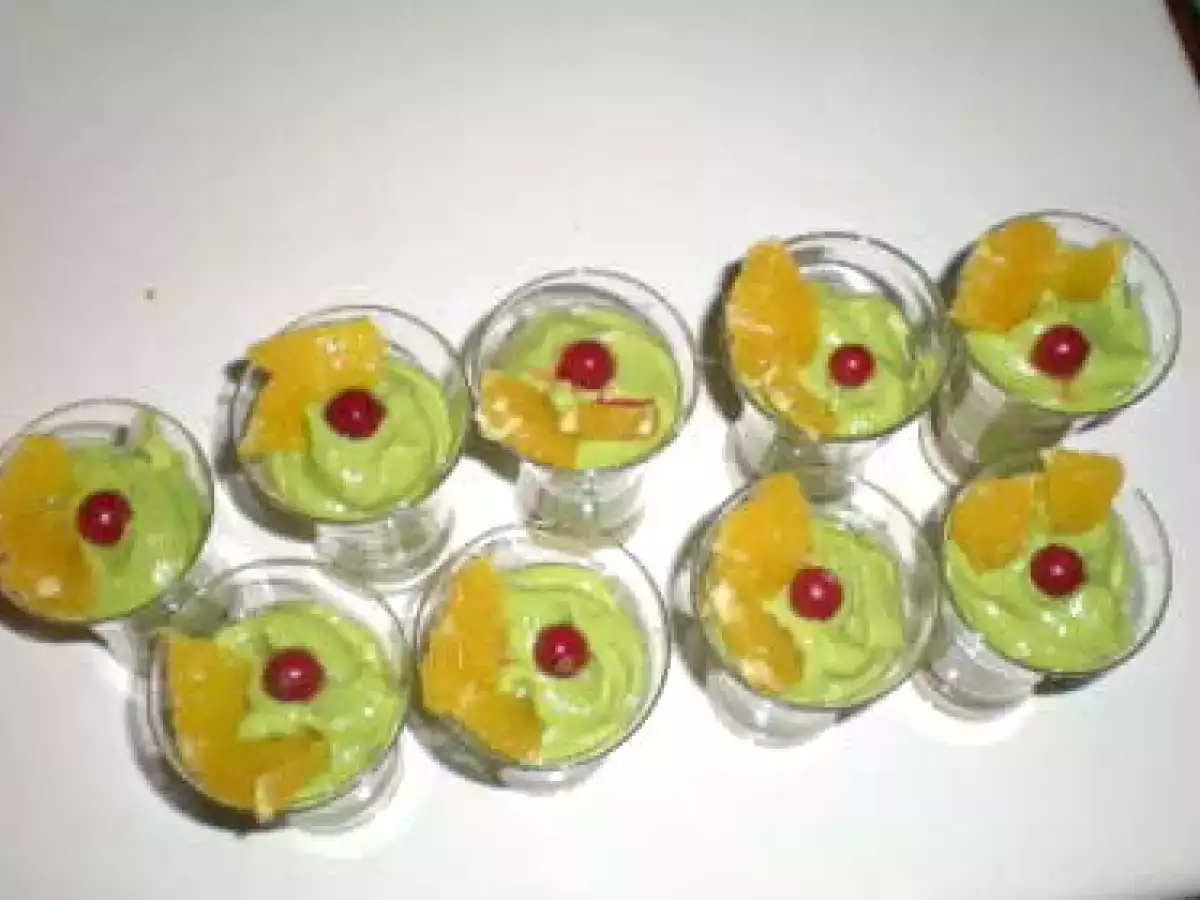 Verrines de mousse d'avocat et tomates fraîches - photo 3