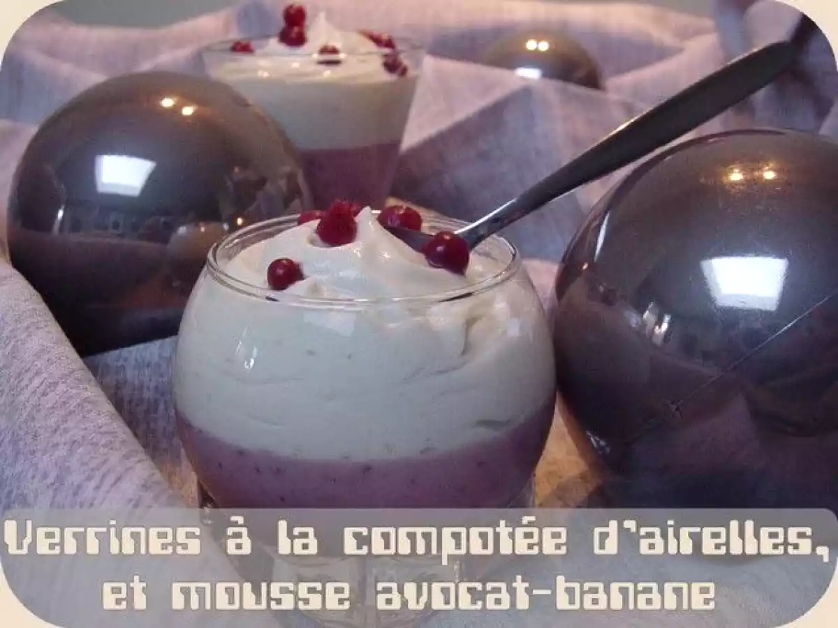 Verrines de panna cotta aux airelles surmontée d'une mousse avocat-banane! - photo 2