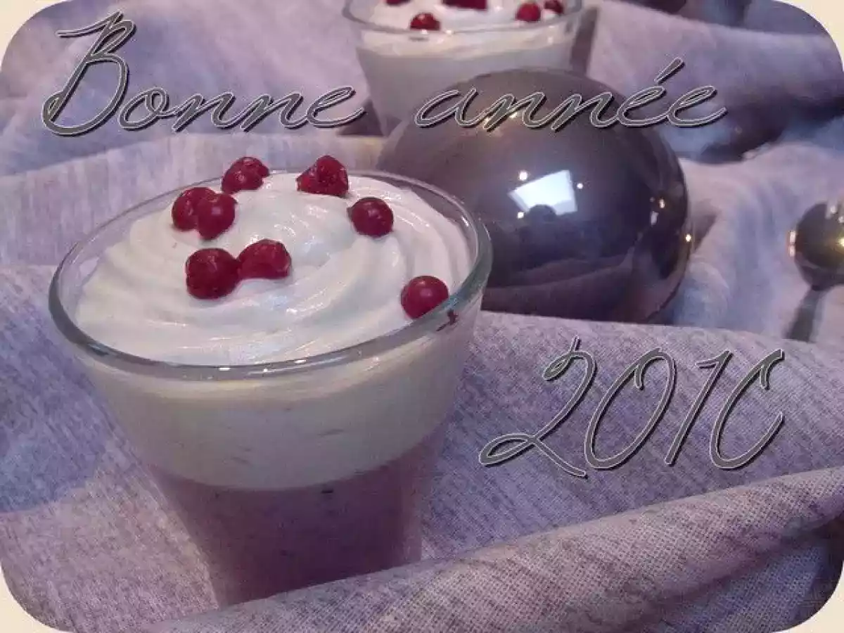 Verrines de panna cotta aux airelles surmontée d'une mousse avocat-banane! - photo 3