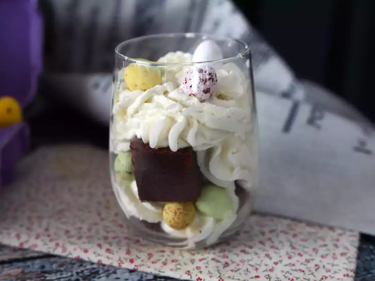 Verrines de Pâques au brownie et à la chantilly - photo 2